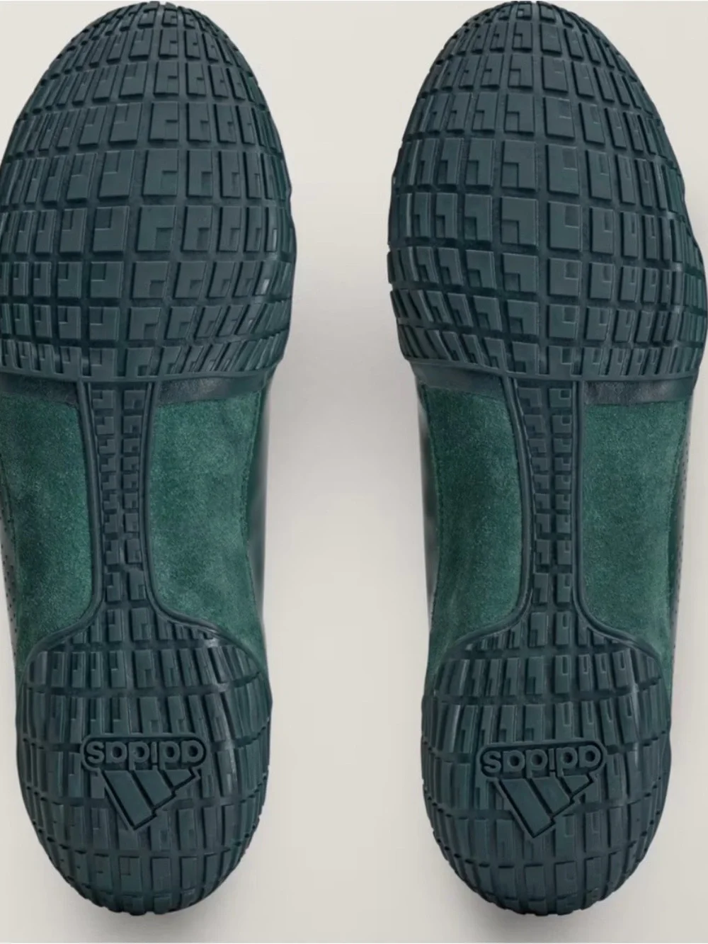 NWT Adidas x Arte Antwerp Trivela Sneakers Collegiate Green Men’s Size 11